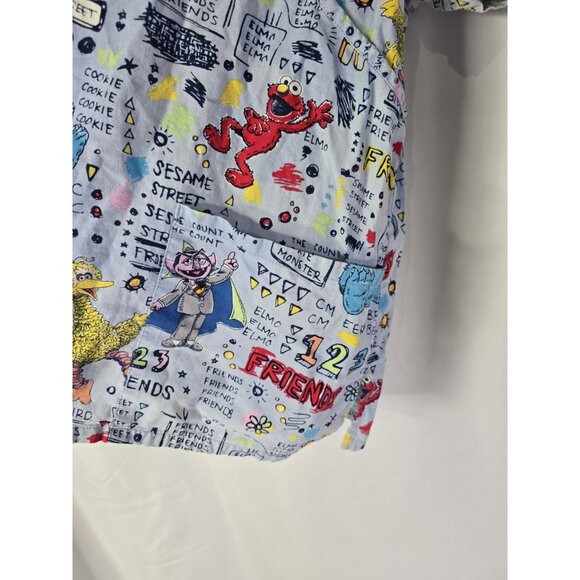 Womens Sesame Street Scrub Top Nurse V Neck Plus Size- Read Information - Picture 12 of 15